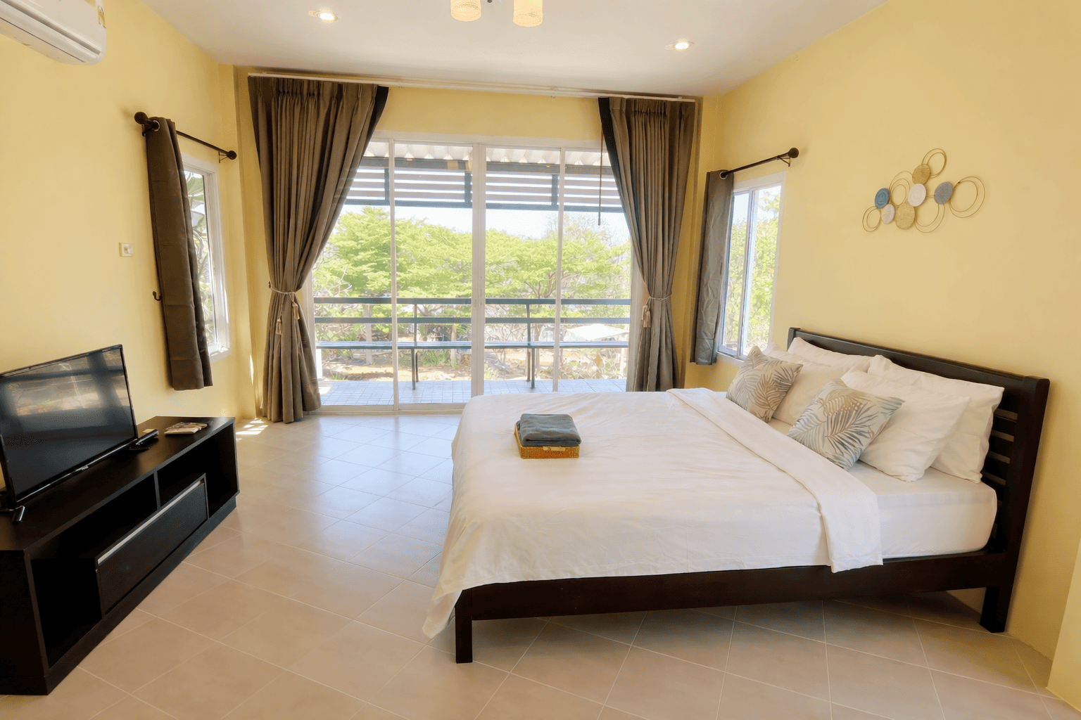 Koniix Garden Cottage Ko Sichang